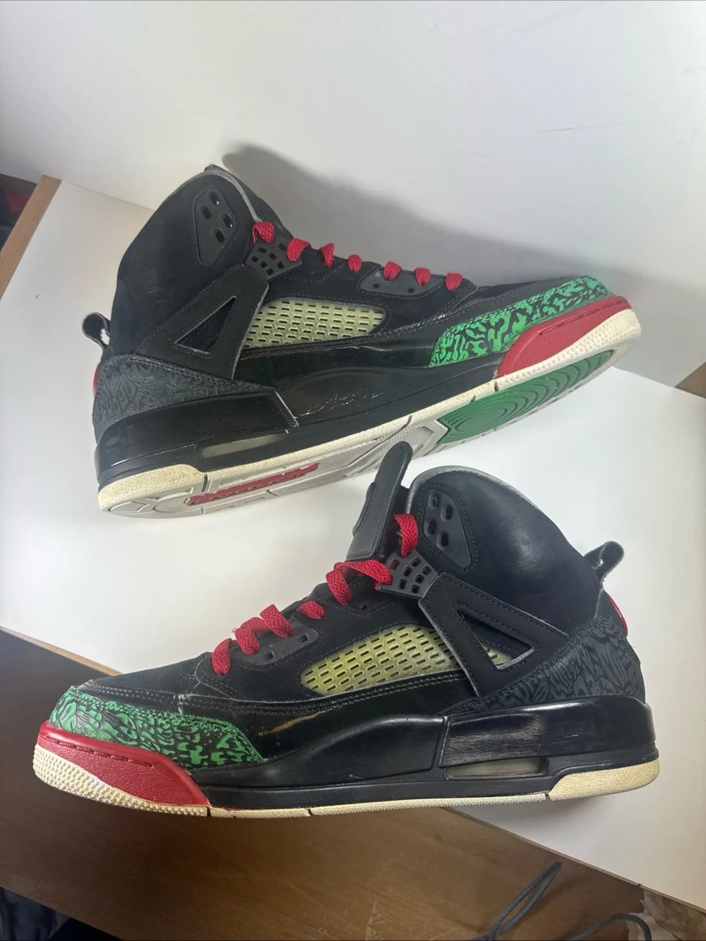 Air Jordan Spizike OG Men’s Size 11 Black Red Green High Top Athletic Sneakers